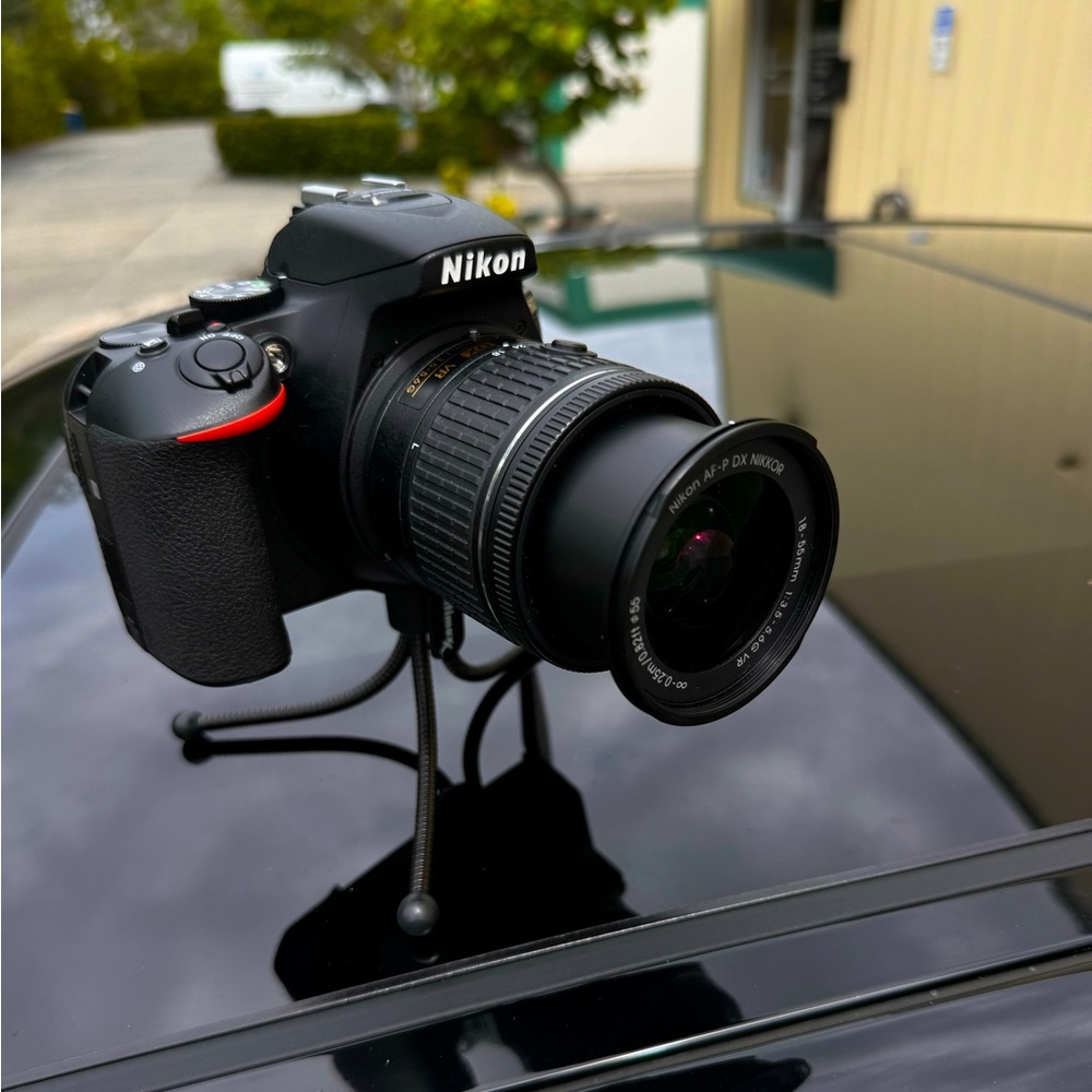 Brand New Nikon. Was used about 3 times. Bundle includes a carrying bag, 18-55mm